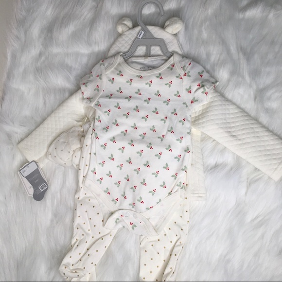 ⭐️HOST PICK⭐️ Baby’s First Christmas NWT 6 Piece Set - Picture 6 of 8